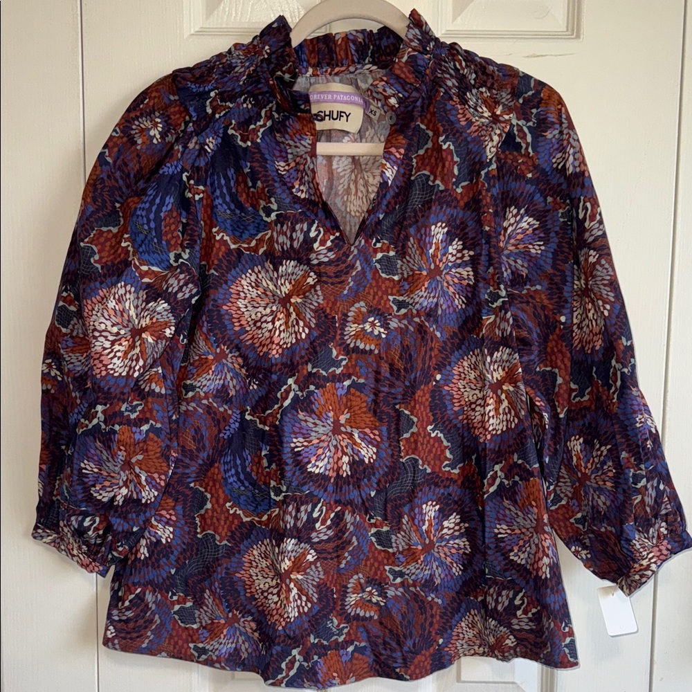 NWOT-PATAGONIA CHUFY Women's Vibrant ruffled collar Blouse - XS